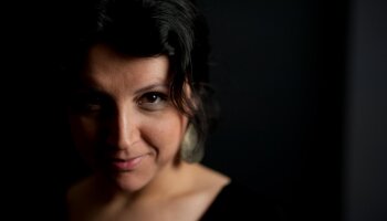 Gonca Özmen Facebook autorky